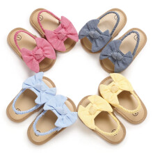 Antislip babyschoentjes voor meisjes, platte zool, roze, 6-12 maanden