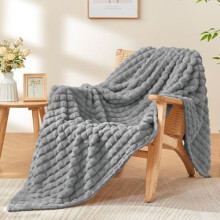 Grey 3D Checkered Fleece Throw Blanket 50 x 70 in