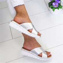 UTTOASFAY Sandalen für Damen, elegante und bequeme Plateau-Sandalen für Sommer, Strand und Reisen, Flip-Flops, Silber 4