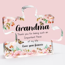 Gravírozott akril kirakós darab, ajándék nagymamának (9,9 cm x 8,4 cm) – karácsonyi, anyák napi és születésnapi ajándék unokáktól,