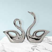 Ceramic Couple Swans Figurines Animal Statues Table Artwork Crafts Decorations Ornaments for Book Shelf Housewarming Gifts Centerpiece Office