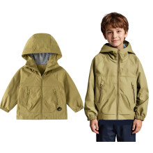 Leichte Windjacke mit Kapuze für Jungen, Outdoor-Freizeitjacke für Kinder von 2 bis 13 Jahren, ideal für Alltag und aktive Abenteuer