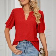 Elegante und lässige Damenblusen mit V-Ausschnitt, Cut-Outs und kurzen Ärmeln