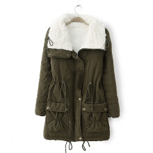 Veste d'hiver oversize pour femme, manteau polaire vert armée avec boutons et poches, grande taille 3XL – Idéale pour les températures froides