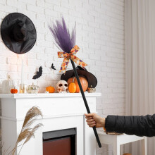Balai de sorcière Stijggn - Décorations d'Halloween extérieures - Grand balai de sorcière animé et flottant - Balai dansant hanté pour la