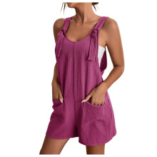 Macacões femininos em promoção para o verão. Macacões curtos, confortáveis e casuais, com suspensórios, em cores sólidas e sem mangas, com