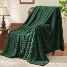 Emerald Green Twin Throw Blanket 60x80", Super Soft 3D Checkered Fuzzy Fleece, Luxurious Plush Cozy Blanket for Fall/Winter Decor