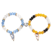 2 stk. magnetlås armbånd med katteanheng og perler, stilig parsmykke