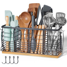 Soporte metálico para utensilios de cocina con base de madera4