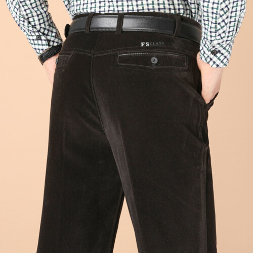 Calça de veludo cotelê masculina, corte reto, em algodão. 1