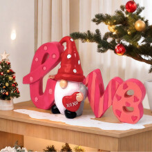Hars LOVE hartvormig ornament voor op het bureau.