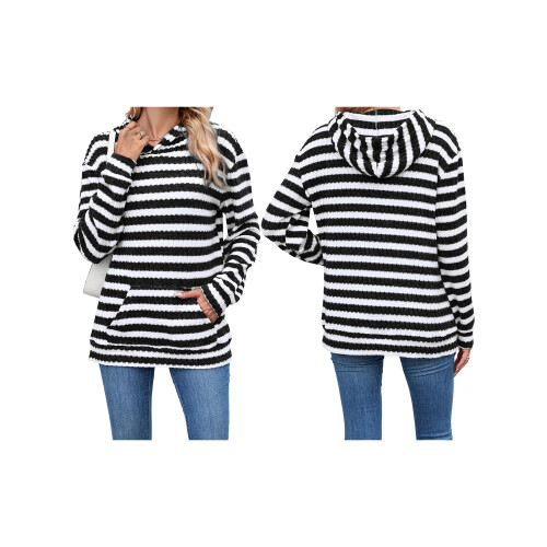 (S, Black) Sweat à capuche avec poche. 1
