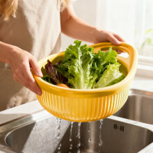 2-lagiges Küchensieb-Set, kleine Siebschalen für Obst/Gemüse, zur Verwendung im Spülbecken, Gelb – Kompatibel mit Standardspülen