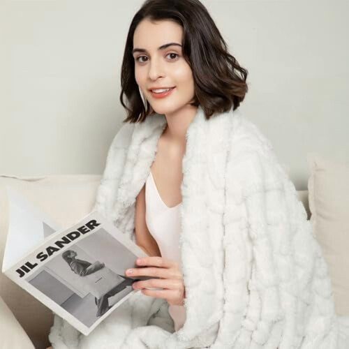 King Size Faux Diamond Throw Blanket, White 1