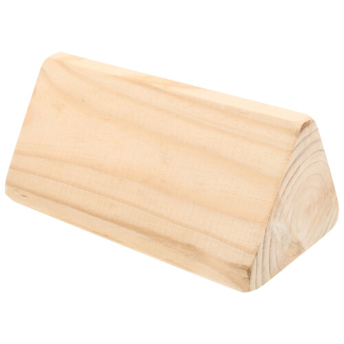 1Set Triangular Solid Wood Tire Chock for Trucks and Vehicles on Slopes 2