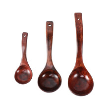 Juego de 3 cucharas de madera para cocinar y remover, de colores surtidos y con mango largo, ideales para toda la familia.