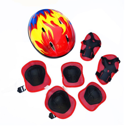 Kinder-Rollschuhhelm- und Protektorenset 1