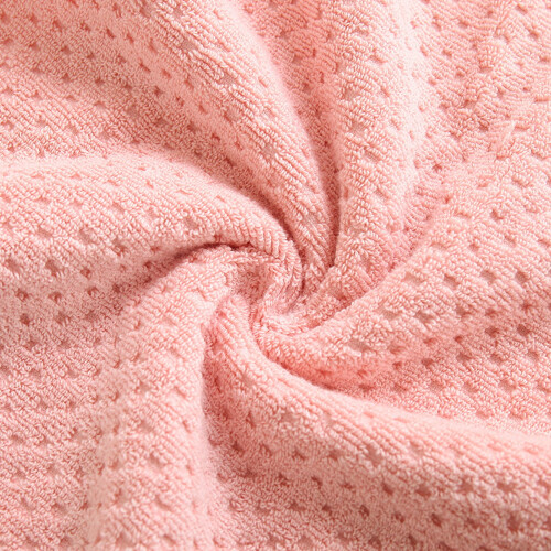 Utopia Towels Medium Bath Towel Lightweight Absorbent Quick 1