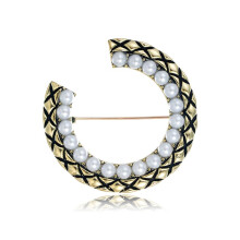 Elegant Simulated Pearl Initial Letter Brooch Pins for Women Retro Court Pearl Corsage Pin