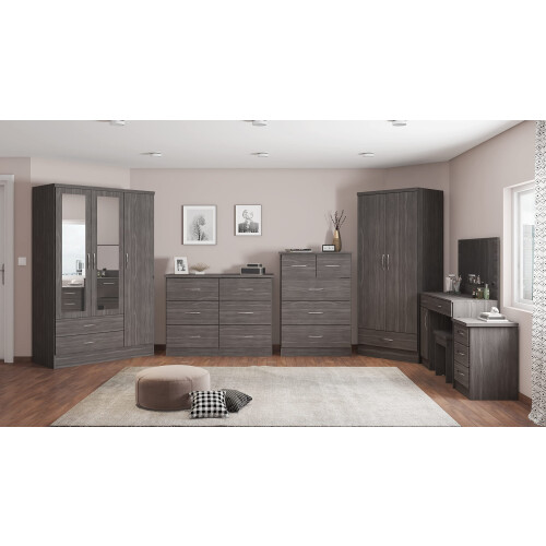 Seconique Seconique Nevada 3 Drawer Bedside in Black Wood Grain 1