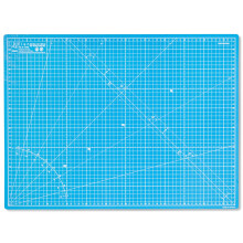Elan A2 Cutting Mat Blue, 5-Ply Hobby Board for Crafts 60X45 CM, Self Healing Cutting Mat A2, Recycled PVC Craft Board for Sewing & Quilting