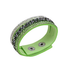 Pulseira feminina Ayyufe de couro com strass e cristais, ideal para banquetes e encontros.