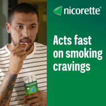 Nicorette Freshmint 2mg Gum (210 Pieces), Discreet Stop Smoking and Stop Vaping Aid to Help you Quit For Good, Tackle Cravings and Withdrawal Symptom