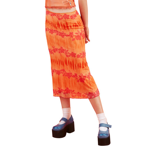 (M, Orange) Jupe femme à la plage 2