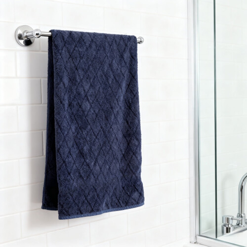 Handduk i korallfleece i mesh, 74x34cm 2