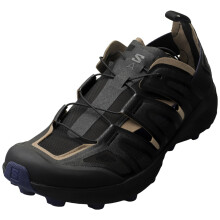(9.5) Salomon Udara Advanced Unisex Running Trainers in Black