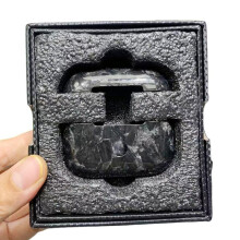 Compatibile con AirPods Pro3Case - Cover con chiusura magnetica automatica e kit di pulizia, guscio protettivo in fibra di carbonio forgiata per la