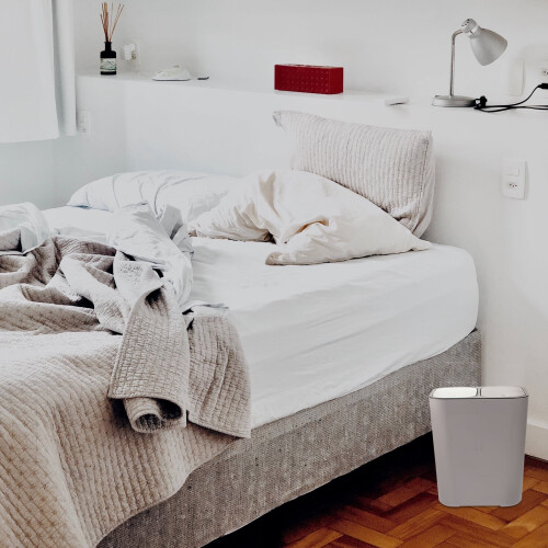 Poubelle à double compartiment pour déchets secs et humides 2