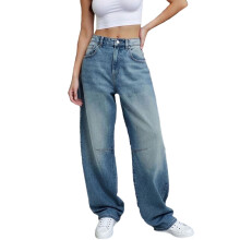 (S, Blue) Jean femme à poches, bleu clair, taille mi-haute, jambes larges, coupe simple et élégante.