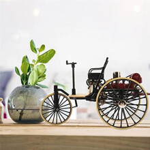 Oldtimer-Modellauto-Dekoration, Schreibtisch, Praktische Bastelarbeiten, Dekoration, BüRo, Oldtimer, Legierungsdekorationen