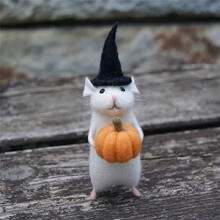 Halloween Mouse with a Pumpkin Felted Animals, Needle Felted Christmas Mouse, Wool Handmade Halloween Decorations B