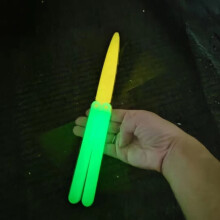 (Luminous) Luminous Toy Carrot Butterfly Knife Plastic 3d Creative Gift Kids Decompression