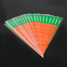 Sacs de Friandises en Forme de Cône à Motifs de Carottes de Noël de Pâques Sacs de Friandises Triangulaires