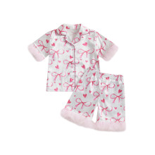 (4-5 Years, White) Conjunto de pijama de cetim para menina, estampa de laço, blusa de manga curta e shorts. Ideal para o verão.