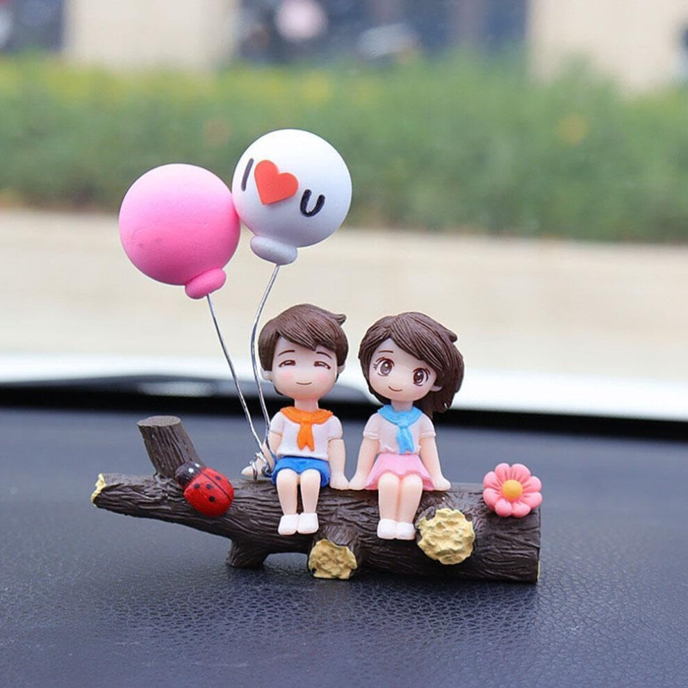 Car Dashboard Ornament Cute Couple Figurine Durable Resin Romantic Gift For Home And Car 9169991240046