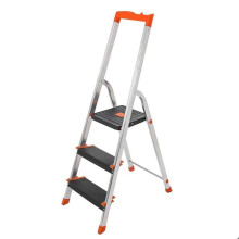 3-stufige Aluminium-Stehleiter mit 12 cm breiten Stufen, klappbar