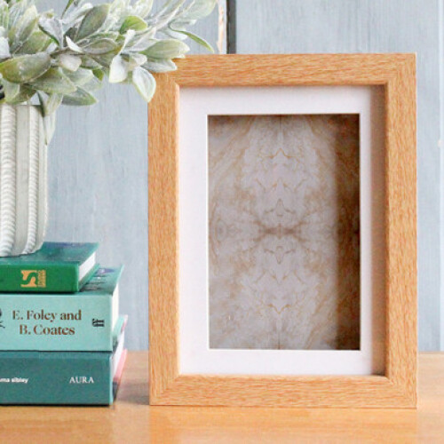 Medium Oak Photo Frame - 5x7" 2