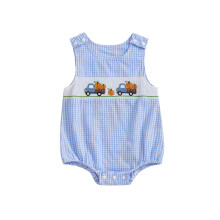 (6-12 Months, Blue) Mono de bebé niño a cuadros de otoño con bordado de calabaza y camión de Halloween, cuello redondo y sin mangas.