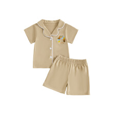 (3-4 Years, Khaki) Kinder-Pyjama-Set mit Truthahn-Stickerei, Kurzarm-Oberteil und Shorts.