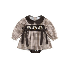 (6-12 Months, Multicolor) Baby-Mädchen-Stramplerkleid mit Karomuster, Truthahnstickerei, Puppenkragen und langen Ärmeln – modische Kleidung