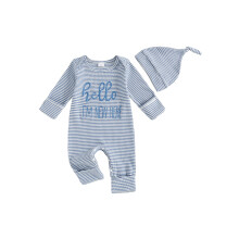 (3-6 Months, Blue) Kombinezon w paski dla chłopca z modnymi haftowanymi literami, okrągłym dekoltem i długim rękawem oraz czapeczką