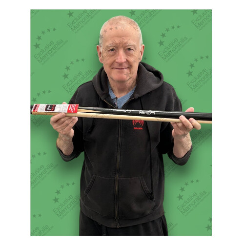 Steve Davis And Dennis Taylor Signed Snooker Cue. In Display Case 2