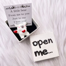 Niedliche „Open Me Surprise“-Geschenkbox mit Harzbär und „I Love You“-Nachrichtenkarte – magisches Andenken für Geburtst