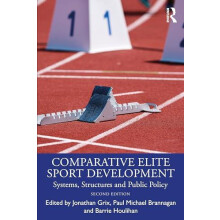 Comparative Elite Sport Development Paperback Book