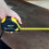 Amazon Amazon Basics Self-Locking Tape Measure, Metric Scale, MID Accuracy, 10 m (1-Pack), Black, Yellow 7
