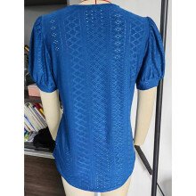 Blusa donna con scollo a V, in pizzo e crochet, color peacock blue, maniche corte, disponibile dalla taglia S alla 2XL